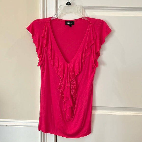 IZ byer Size M Ruffle Top - Picture 1 of 4